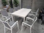 La Mesa Retractable 10-Seat Outdoor Dining Table - Image 10