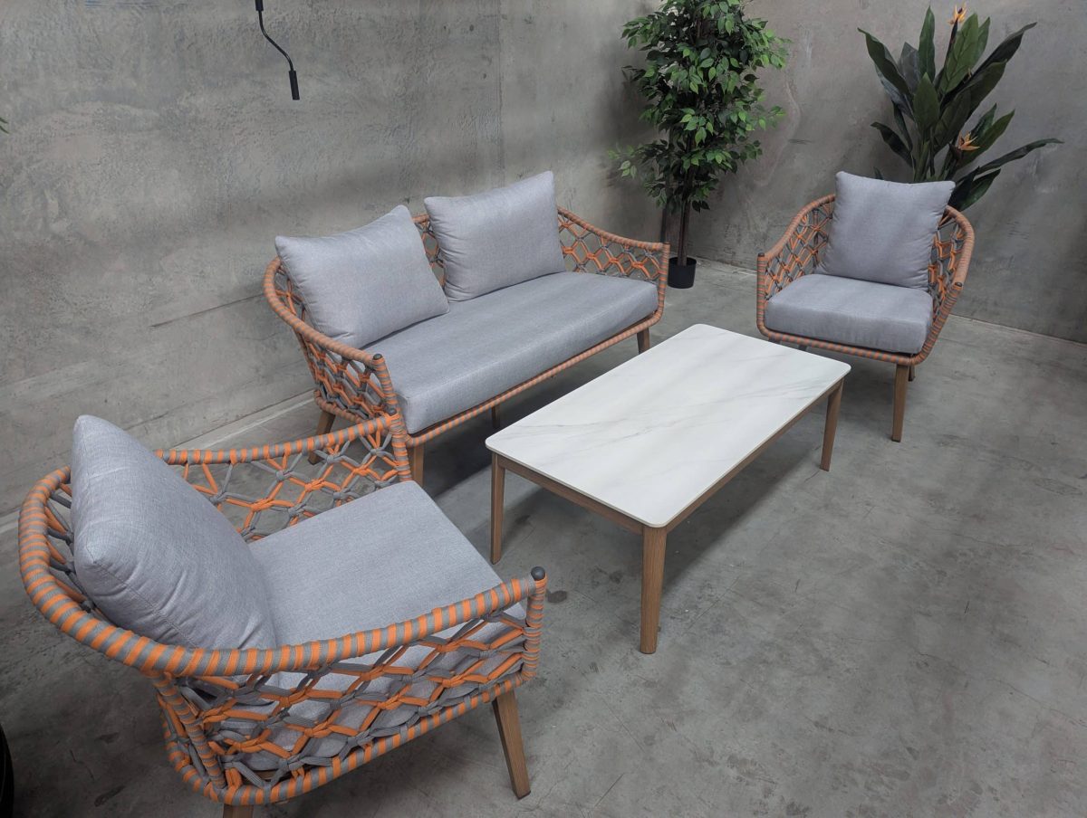 The Barcelona Outdoor Aluminium Sofa – Sleek Design - Image 7