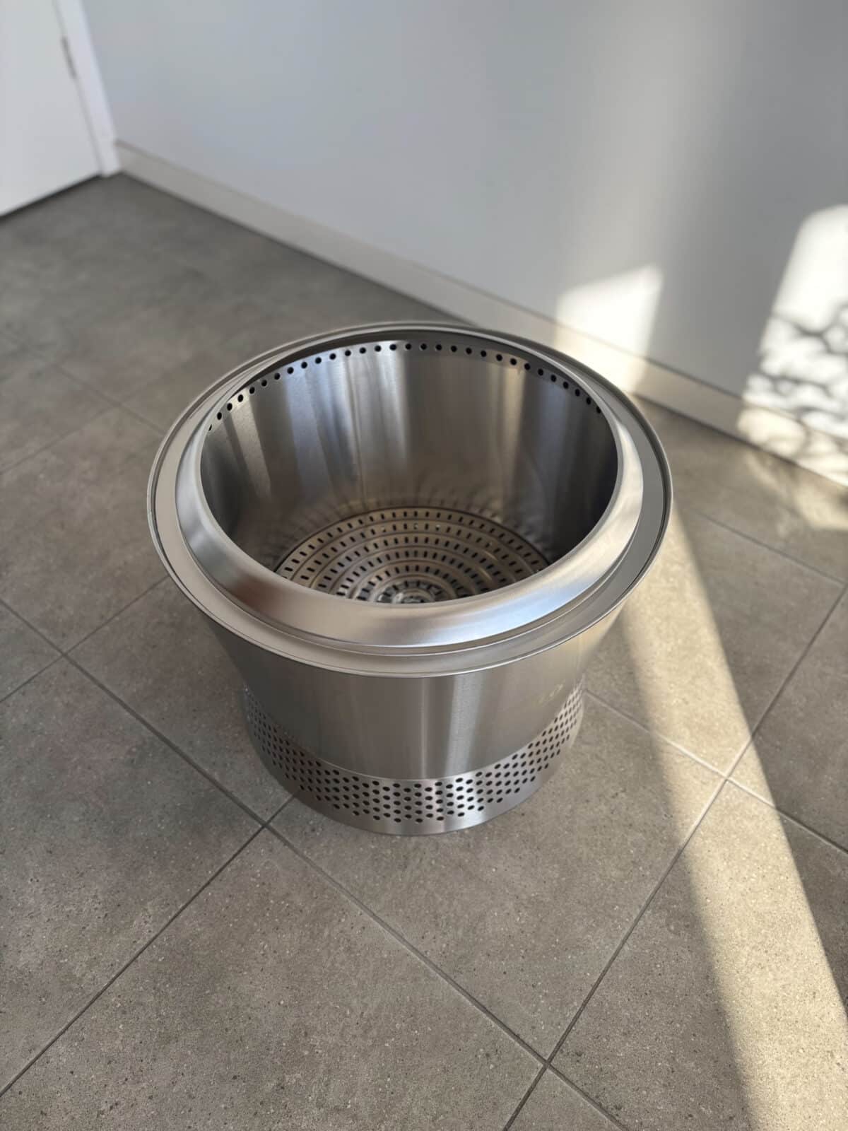 Diablo Huge Smokeless Fire Pit 600mm with Grill and Carry Bag - Image 3