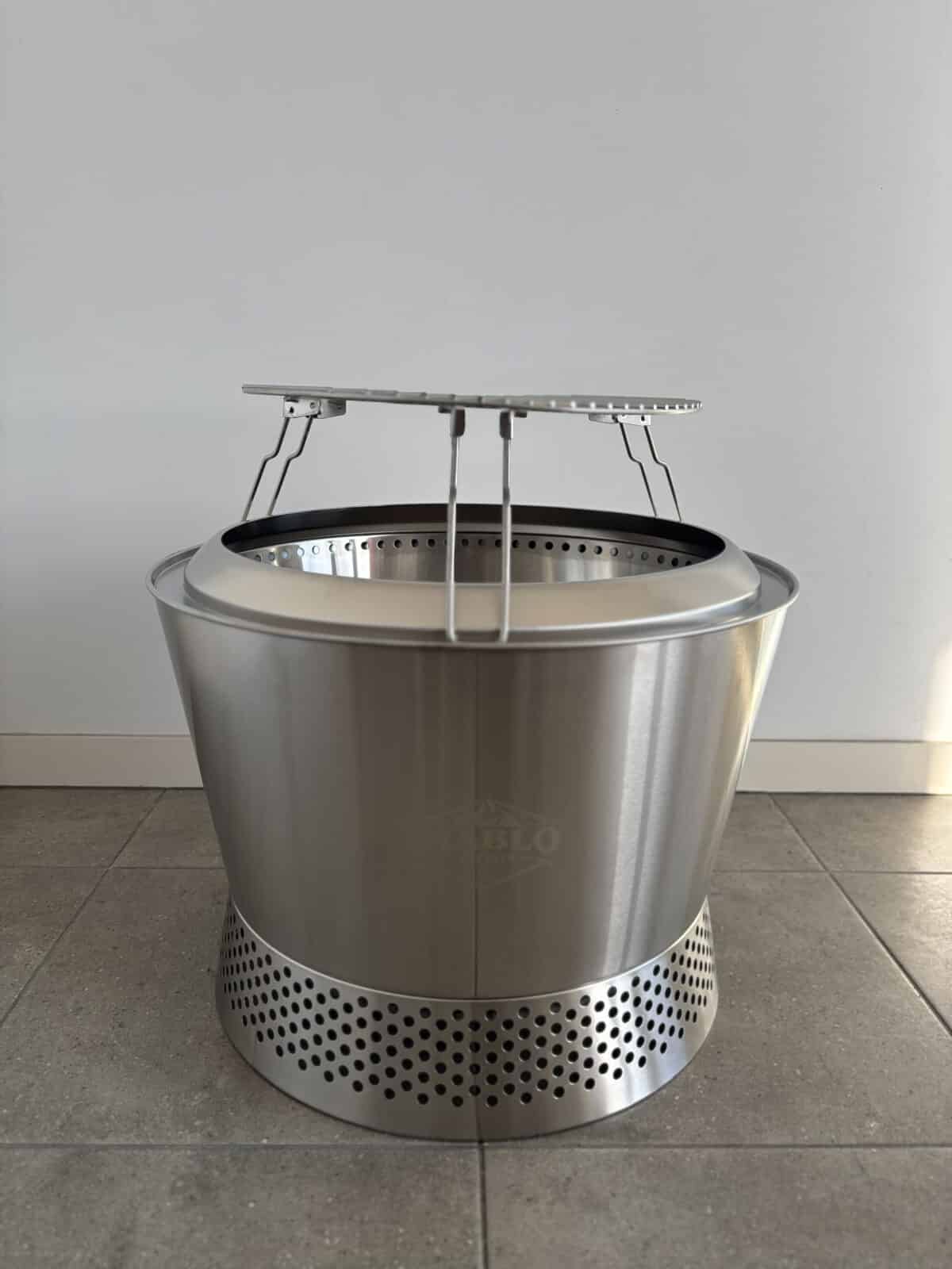 Diablo Huge Smokeless Fire Pit 600mm with Grill and Carry Bag - Image 2