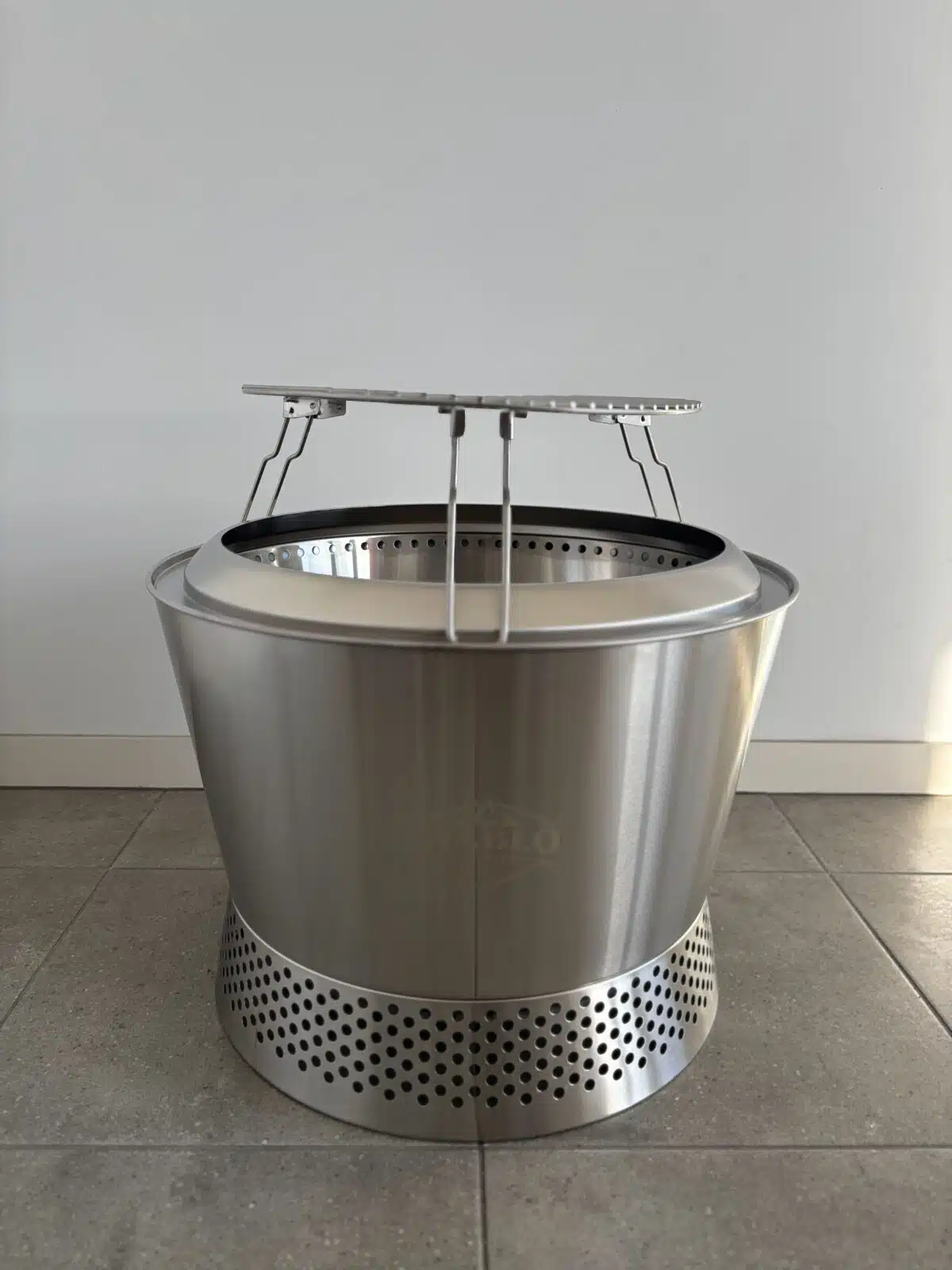 Diablo Huge Smokeless Fire Pit 600mm with Grill and Carry Bag - Image 2