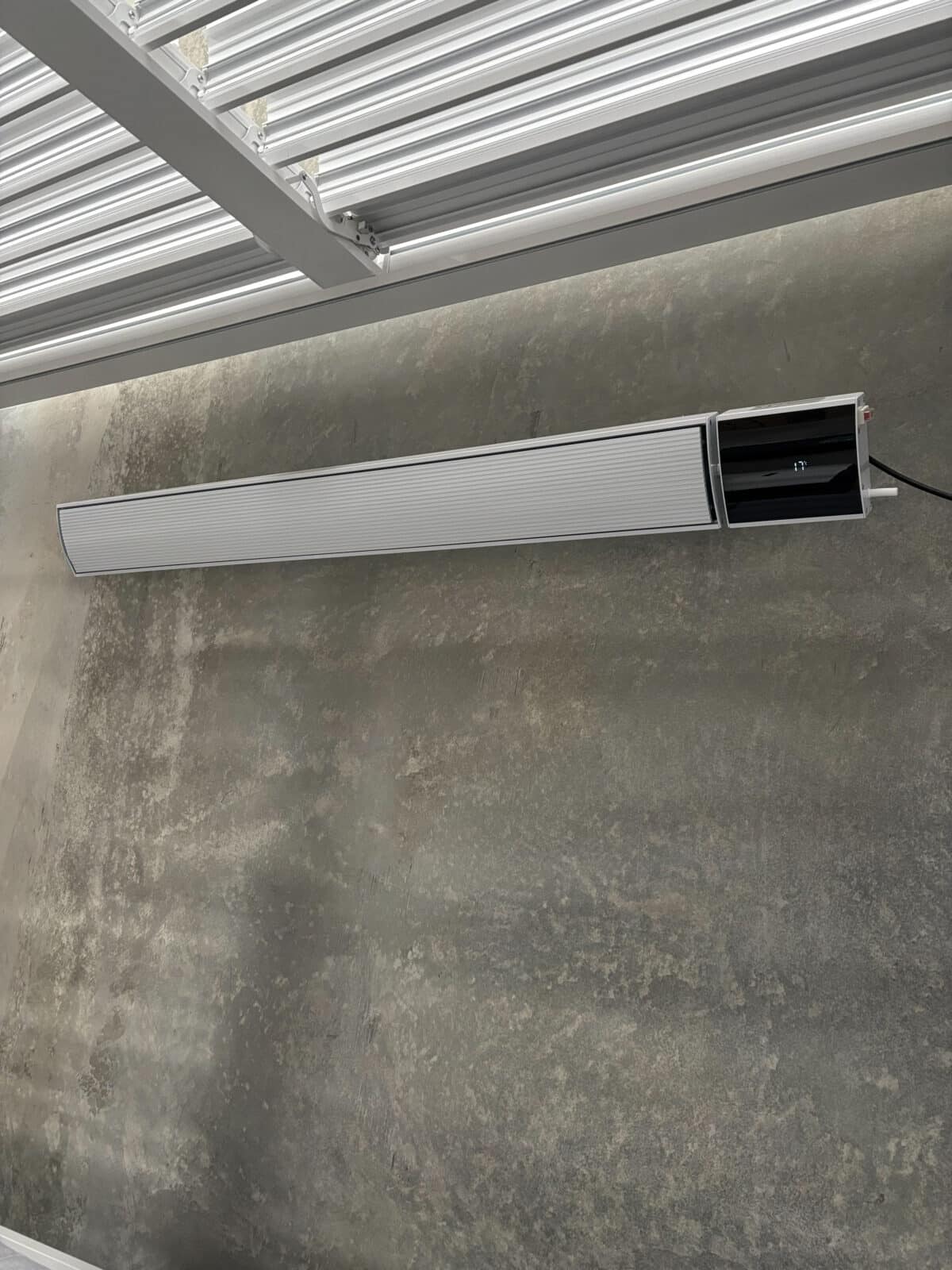 Outdoor HQ Infrared Heater - Sleek and Durable - Image 2