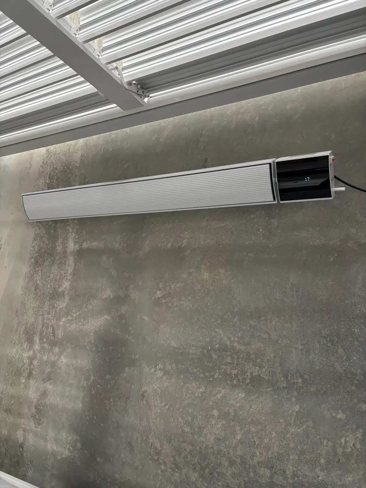 Outdoor HQ Infrared Heater - Sleek and Durable - Image 2