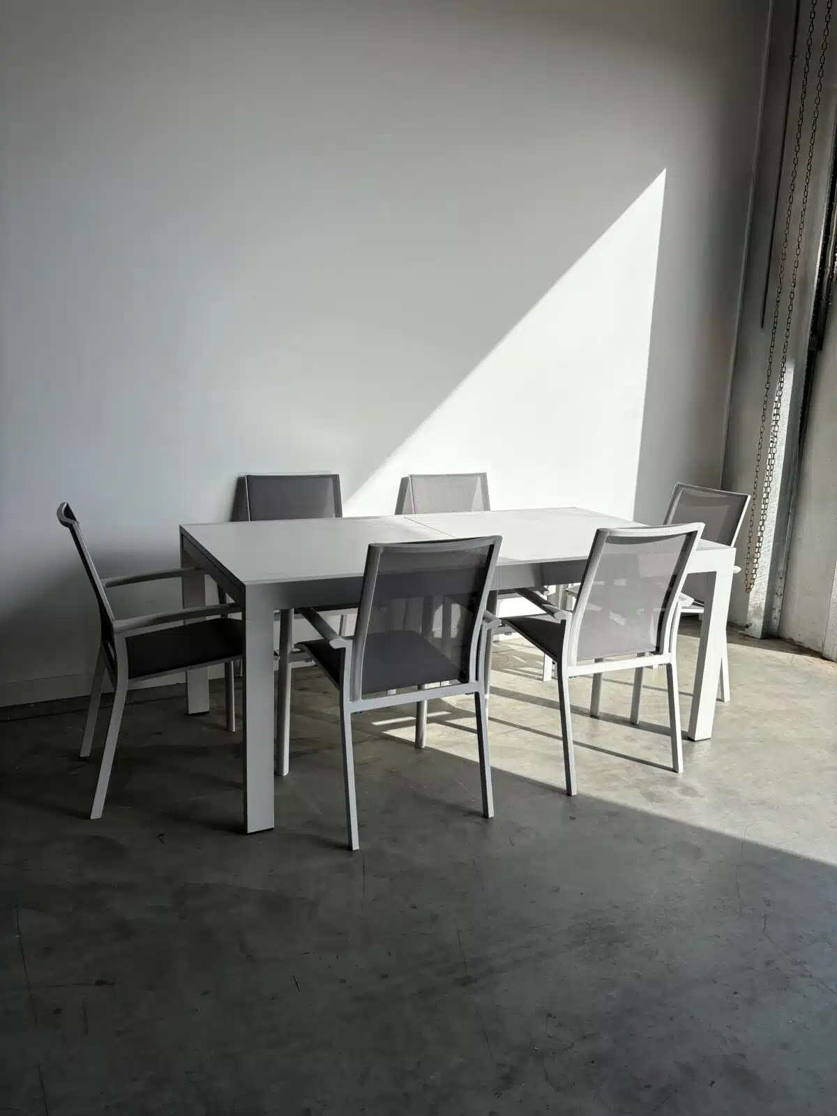 La Mesa - Premium 10-Seat Aluminium Outdoor Dining Table Set - Image 3