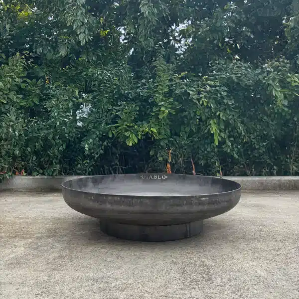 Carbon steel fire pit 1000mm x 3mm with 450 x 60 x 3mm base