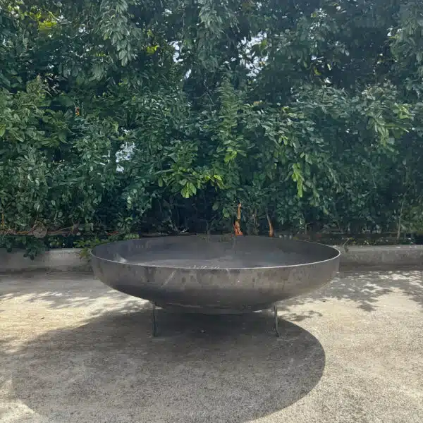 Carbon steel fire pit 1000mm x 3mm with 103x76mm