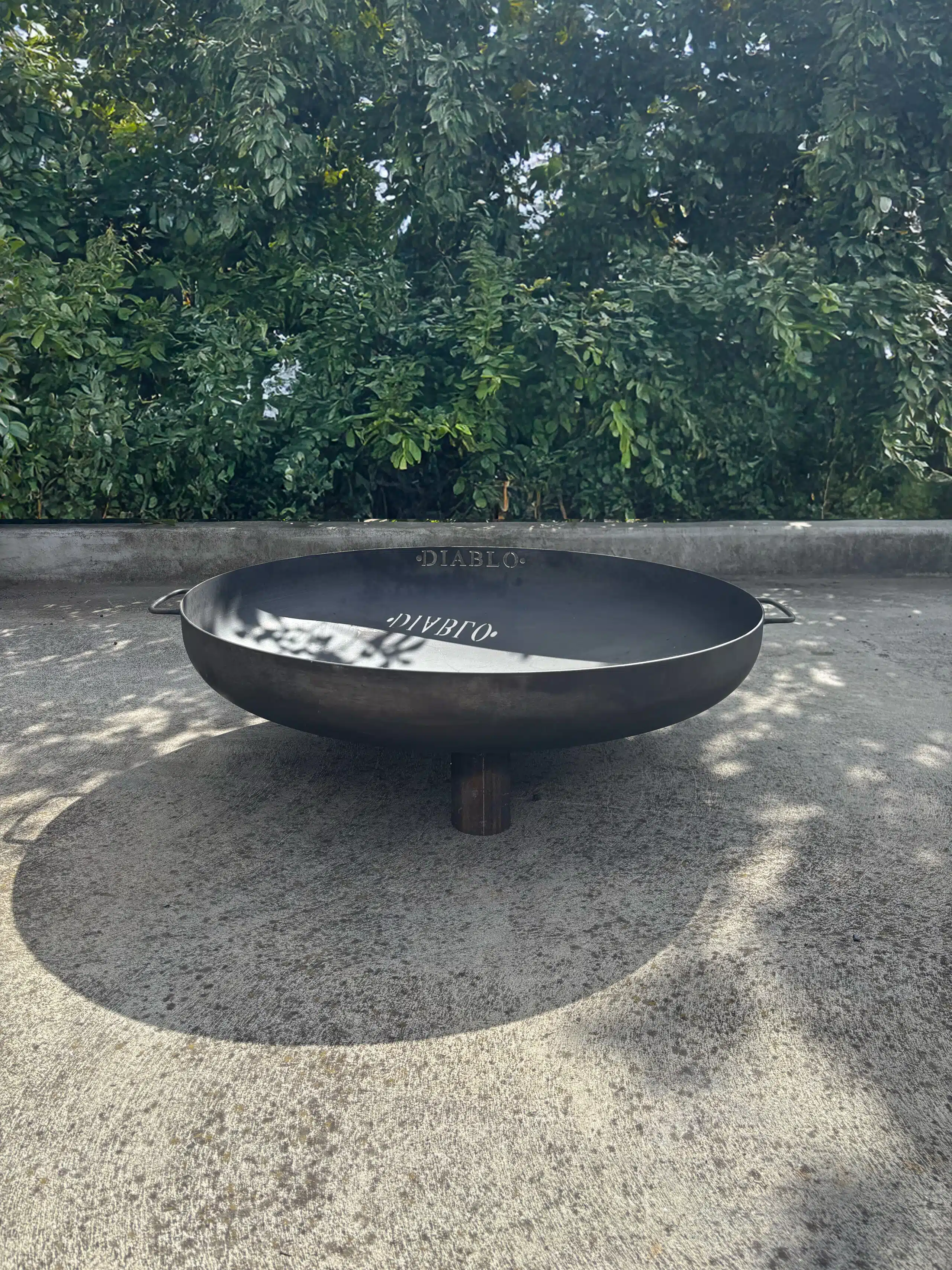 Carbon steel firepit 800mmx3mm with 75mm base
